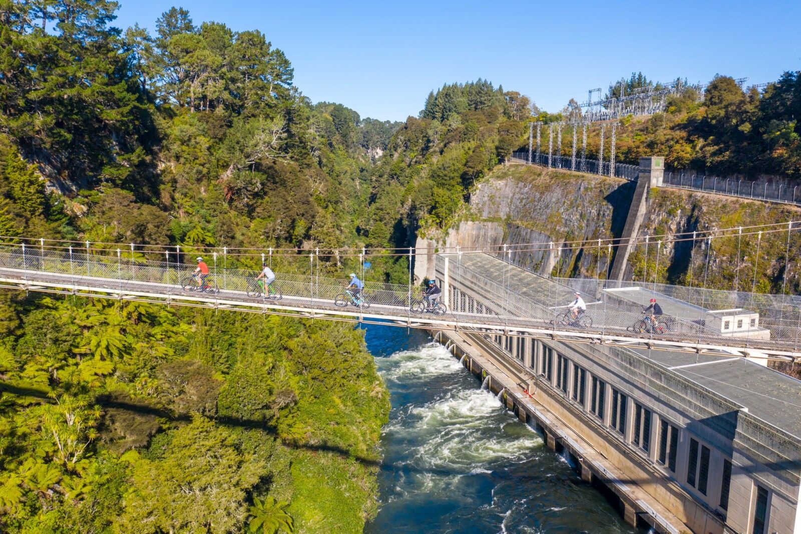 Explore the Waikato River trails by e-bike