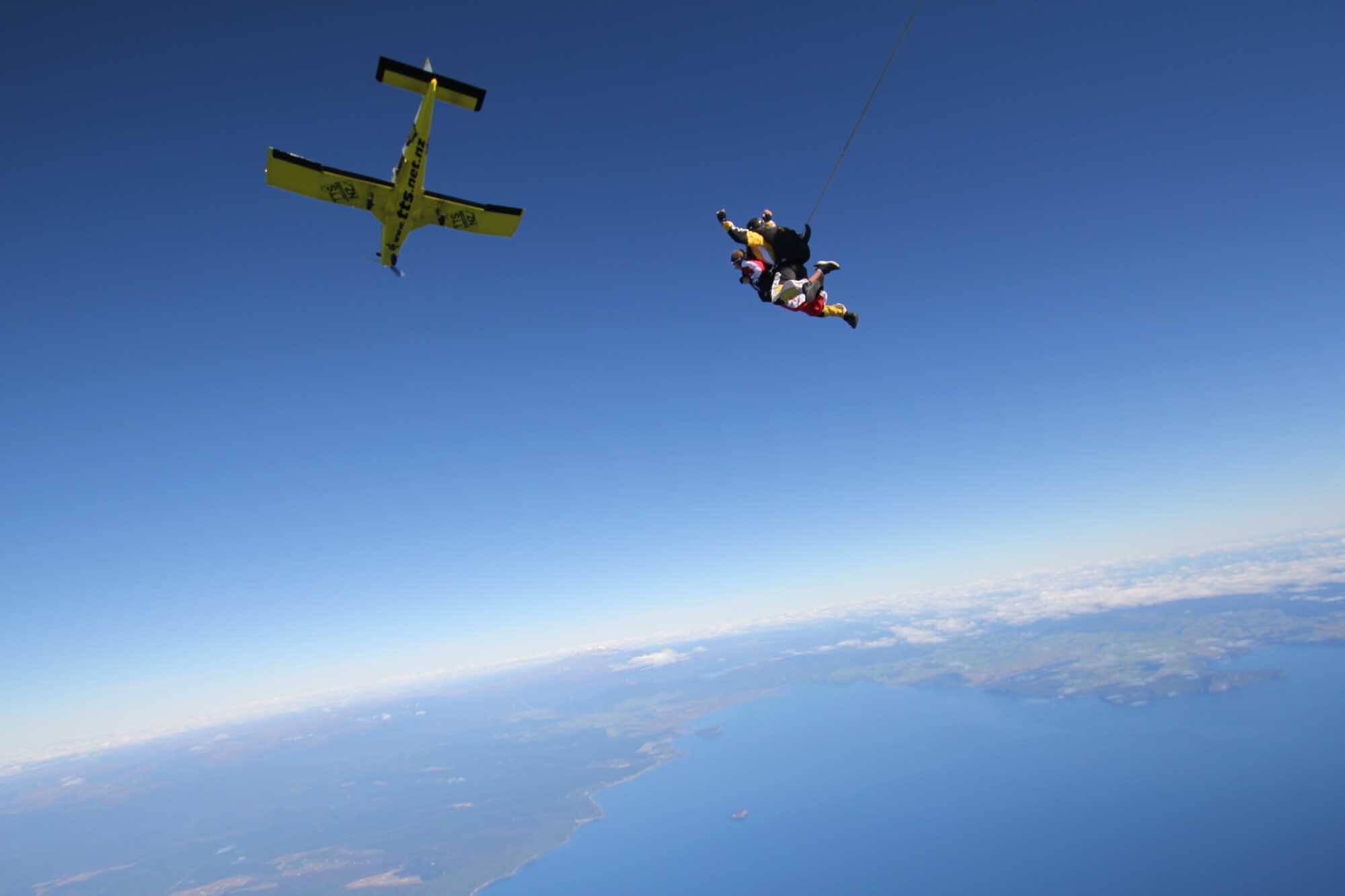 Taupō 12,000ft Tandem Skydive with Stunning Aerial Views!