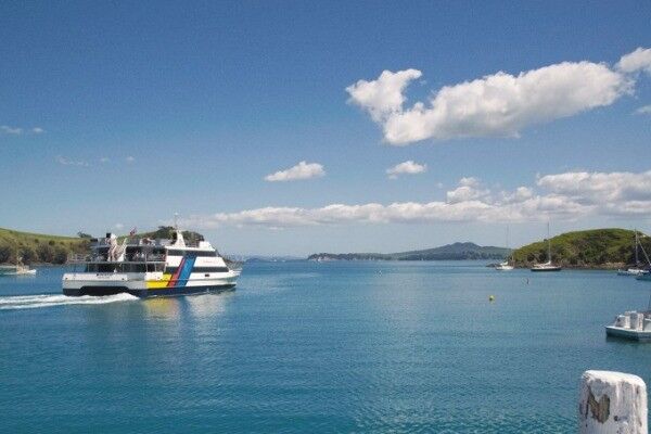 Experience Waiheke Island's Beaches & Vineyards with Return Ferry Travel