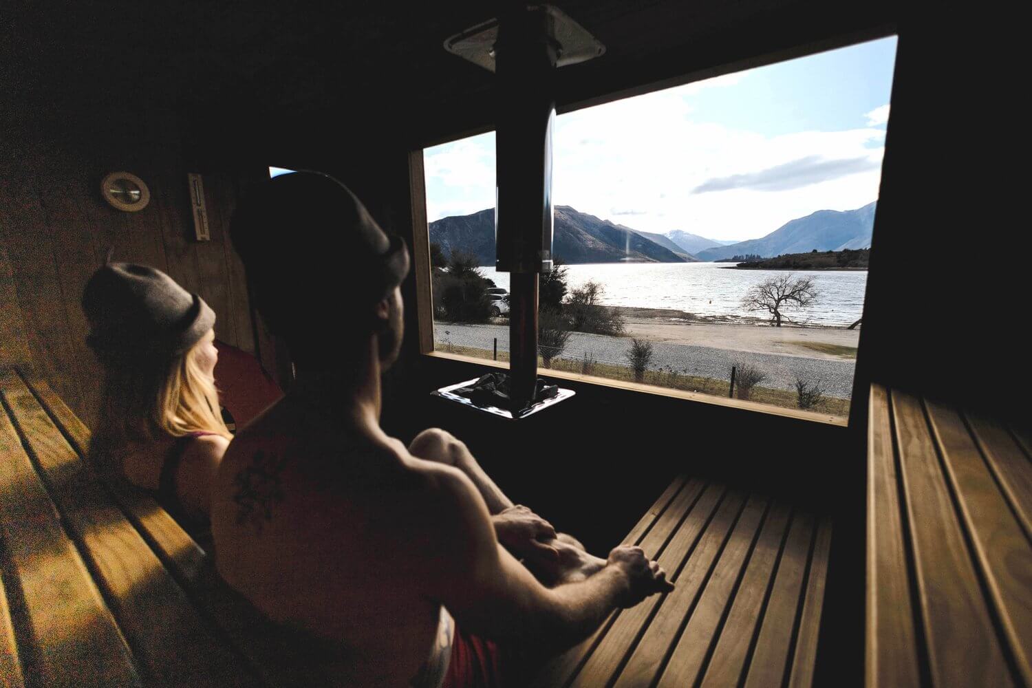 Private Lakefront Sauna Session at The Sauna Wanaka - Image 4