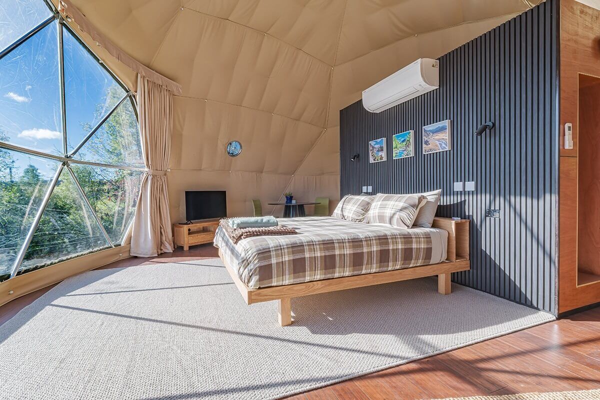 Romantic Hanmer Springs Glamping Stay with Private Hot Tub