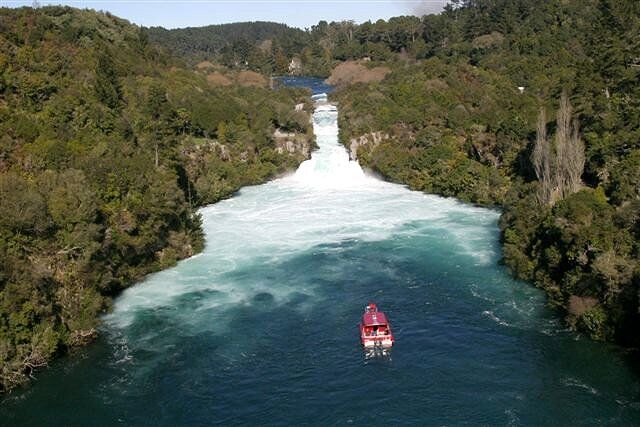 Huka falls boat trip cruise Chuffed Gifts