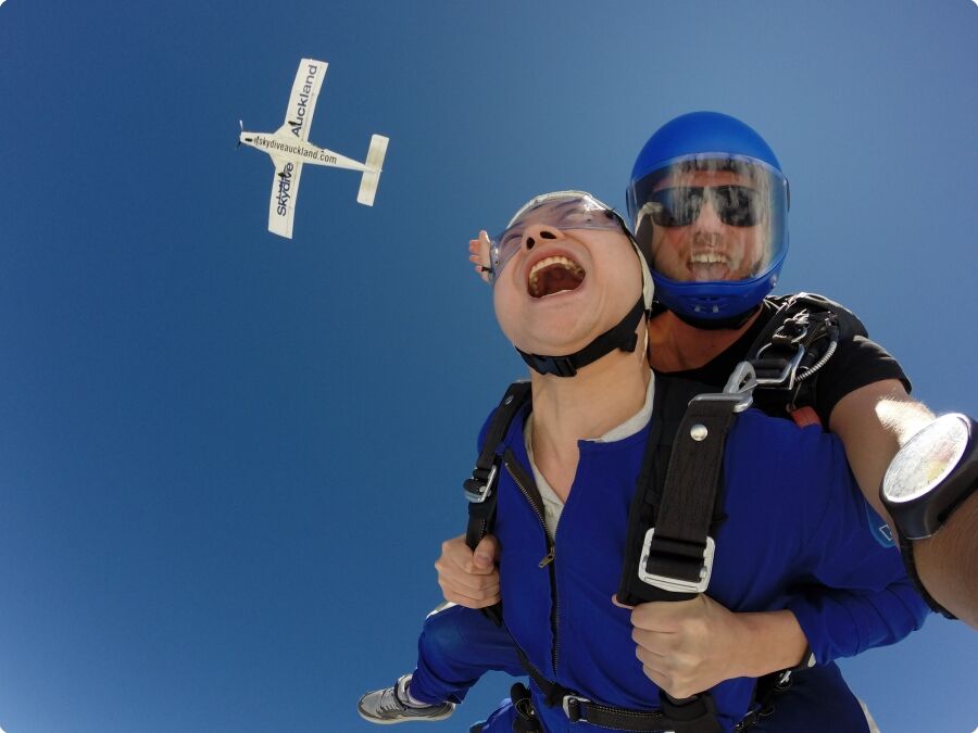 Skydive Auckland skydiving experience Chuffed Gifts