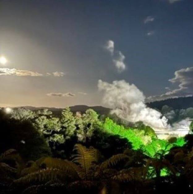 Experience the Te Puia geyser field at night! - Image 4