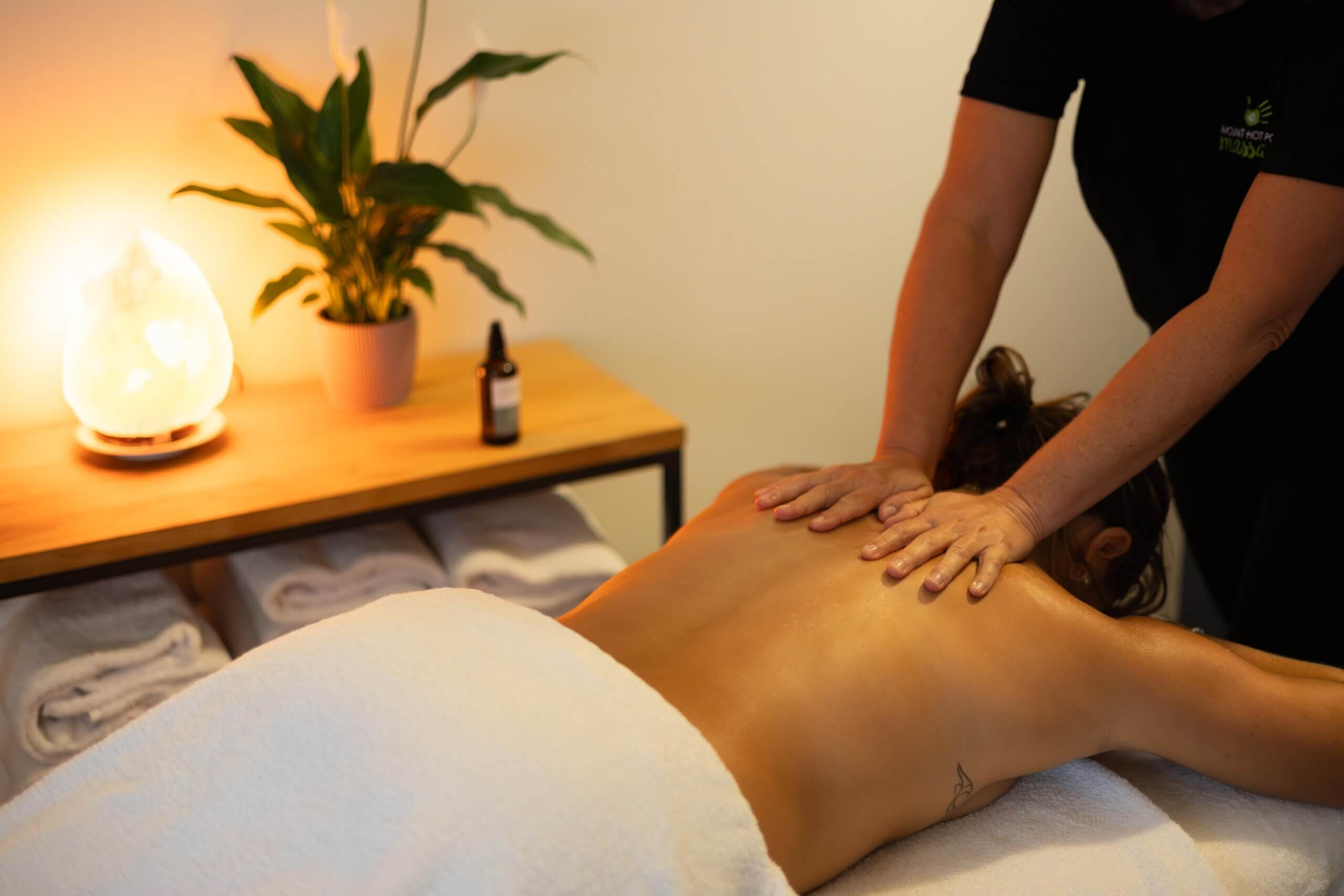 45 minute massage followed by a soak under Mount Maunganui - Image 2