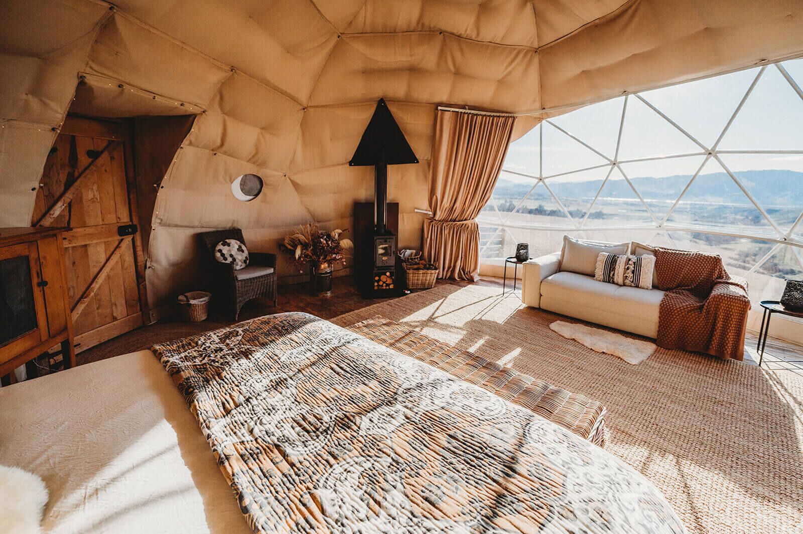 One night Glamping in Waitaki, plus Homecooked Dinner and a 4X4 Farm Tour!