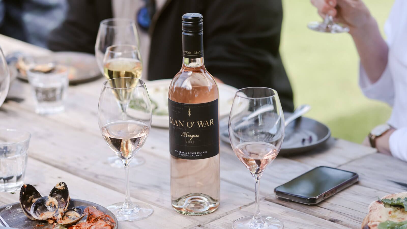 Ferry from Auckland direct to Waiheke's Man O' War Vineyard! - Image 3