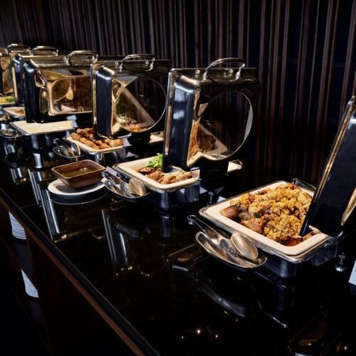 Enjoy a delicious hāngī buffet dinner overlooking Pohutu Geyser - Image 3